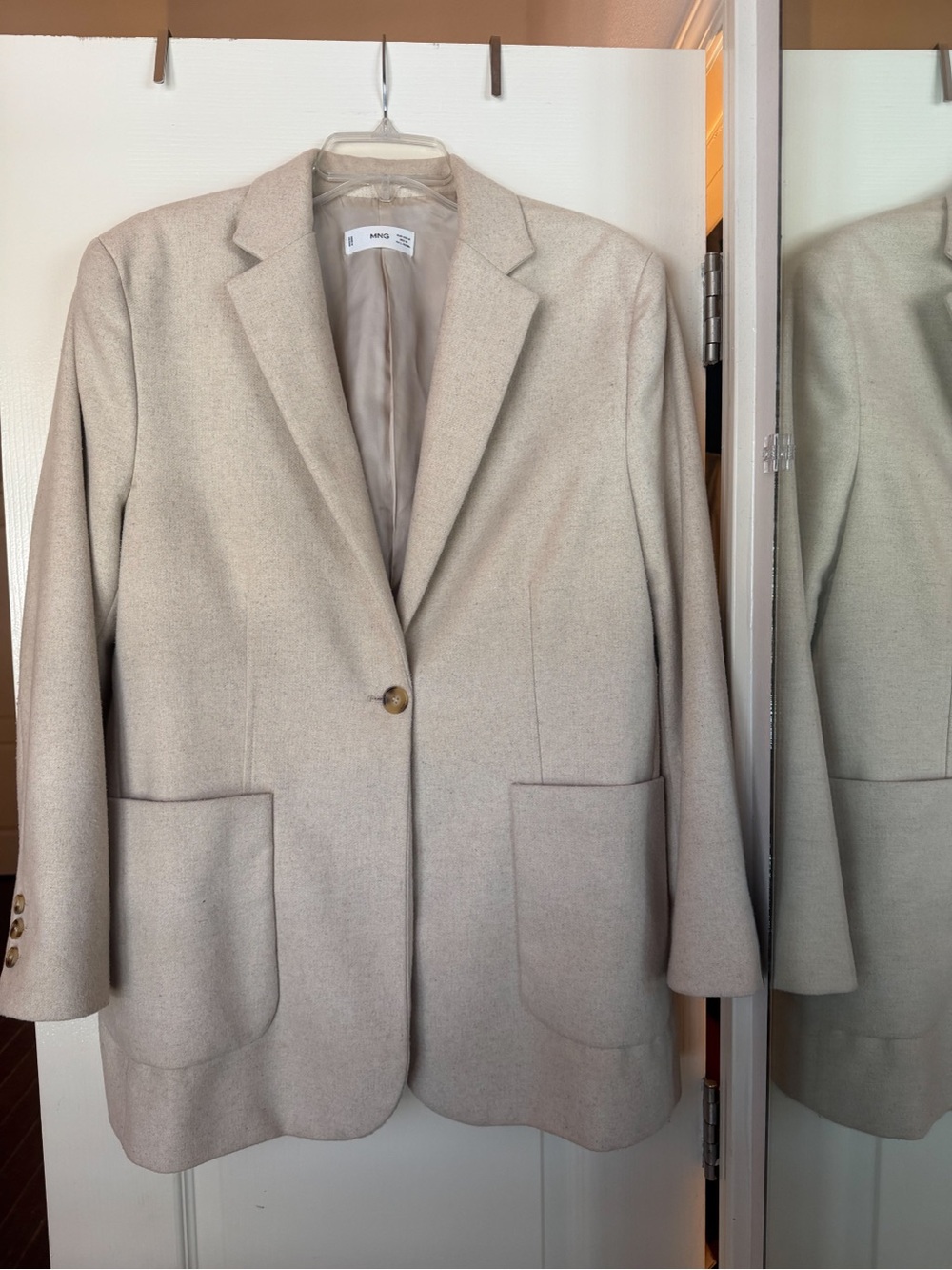 Classic Women's Single-Button Blazer in Light Beige